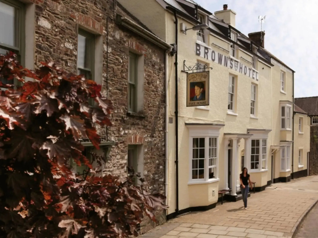 Browns Hotel - Laugharne