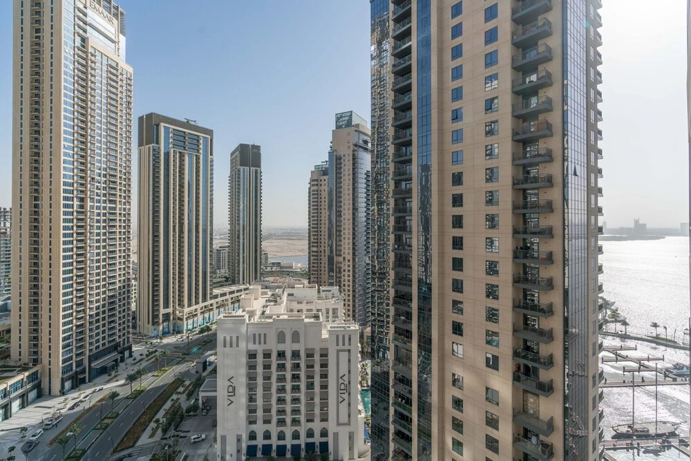 Lux BnB Dubai Creek Harbour BLVD Views