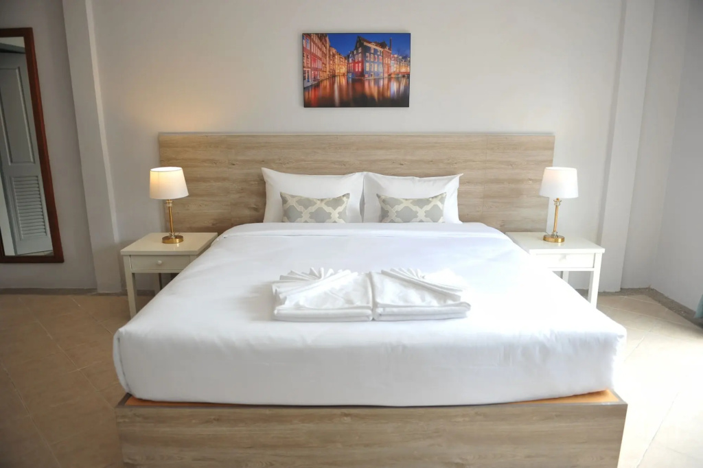 Отель Drop Inn Bangkok в Бангкоке