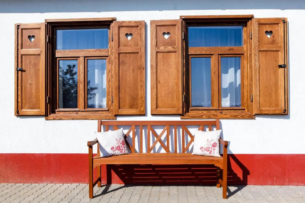 Standard Double room with balcony (full double bed)
