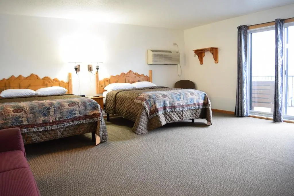 Deluxe Double room with balcony (full double bed)