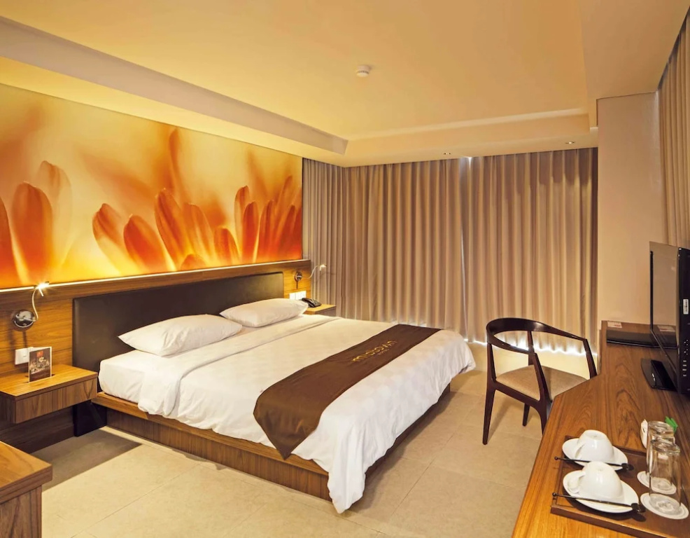 Standard room with city view