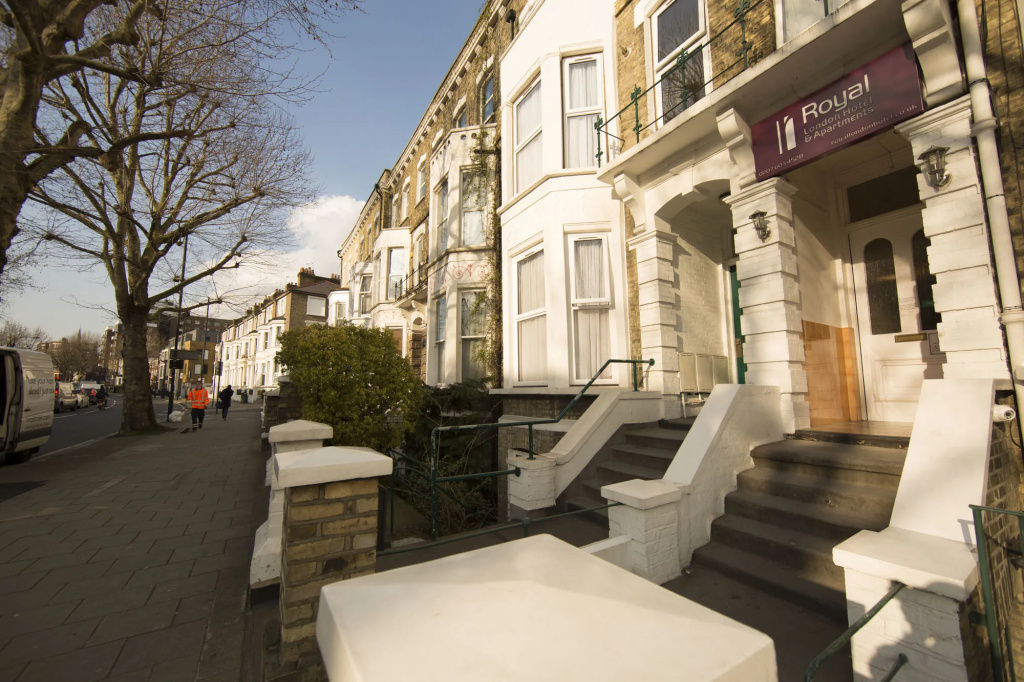 Royal London Hotel By Saba