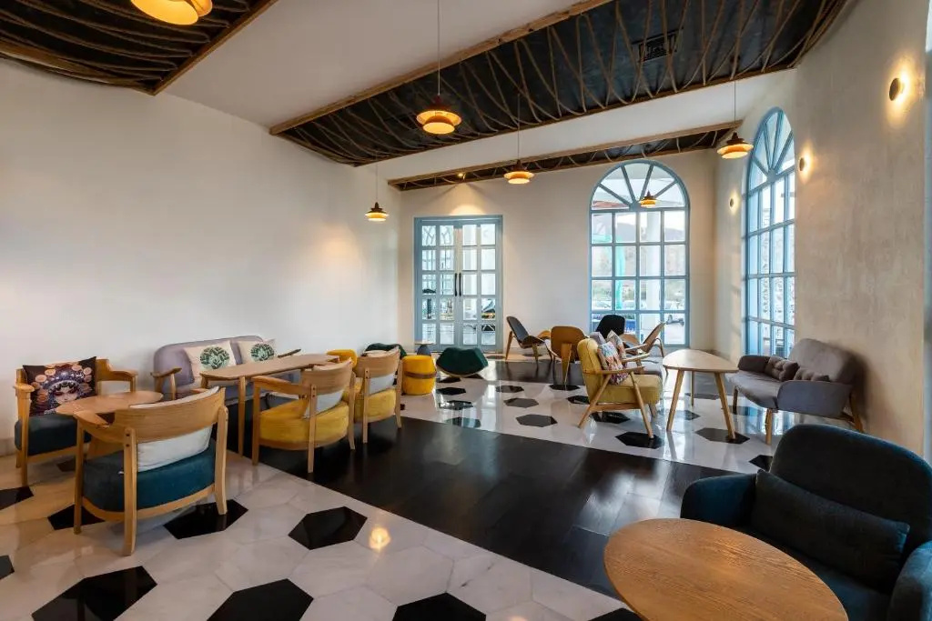 Hotel photo 12