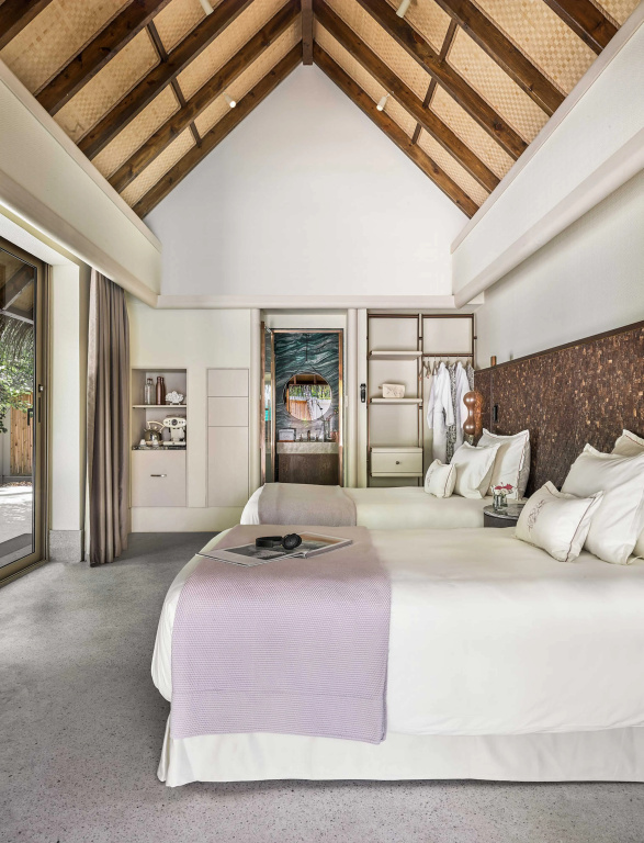 2 Bedrooms Family Beach Villa with Pool