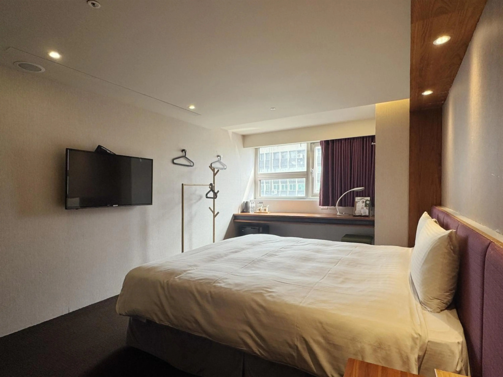 Goodmore Hotel — 4