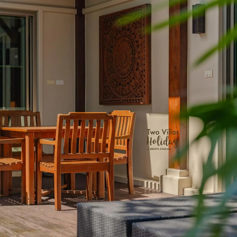 Two Villas Holiday: Oriental Style Nai Harn Beach