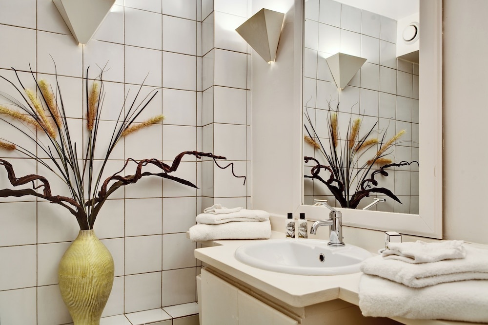 Afficher la photo 8 — Jardin des Rosiers Residence