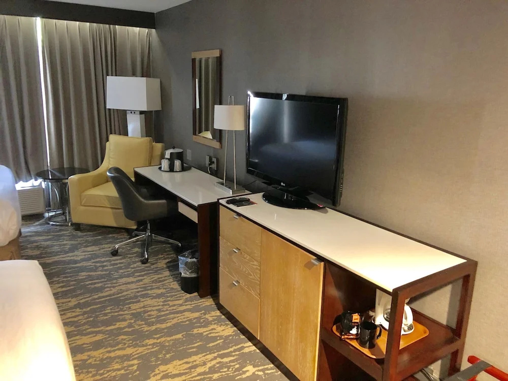 Deluxe Quadruple Suite