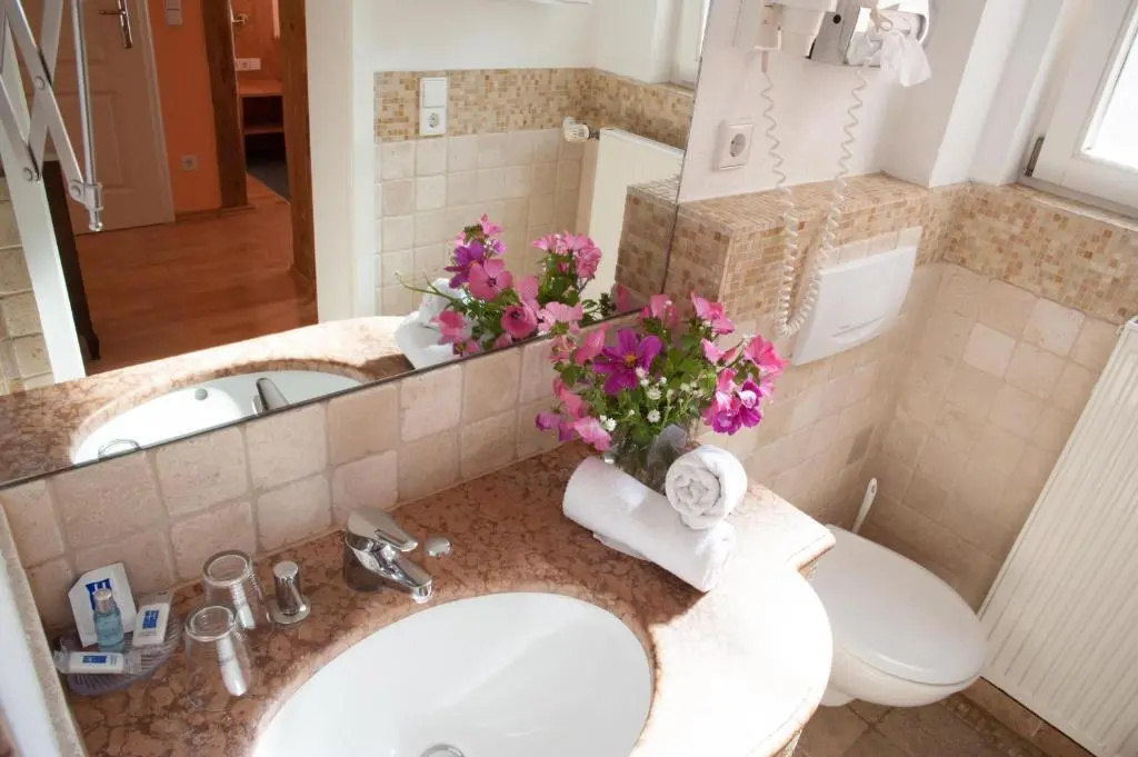 Standard Double room with balcony (full double bed)