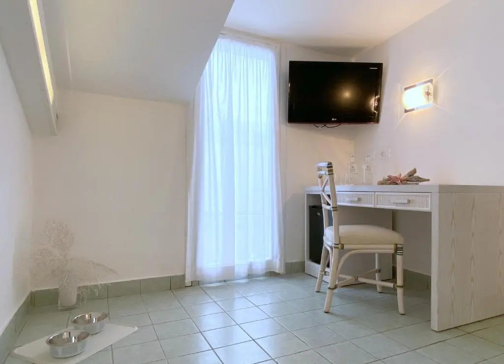 Economy Double room (full double bed)