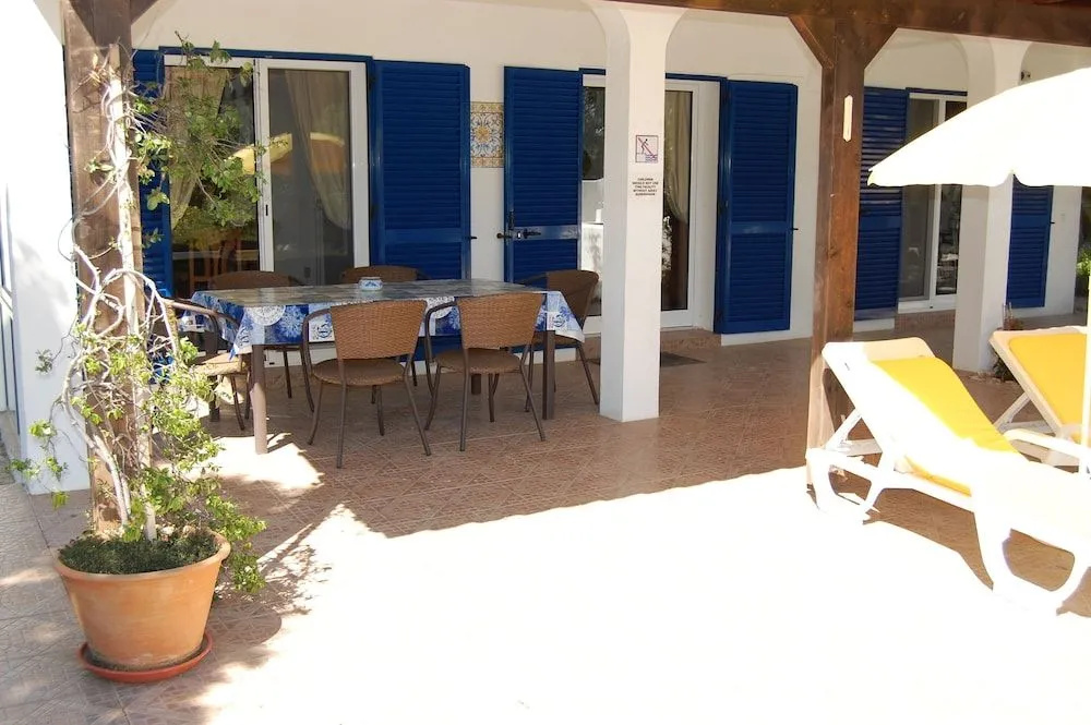 Casa dos Amigos-holiday House With se View