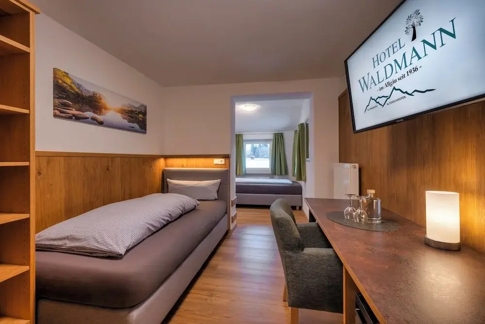 Standard Double room with garden view (twin beds)