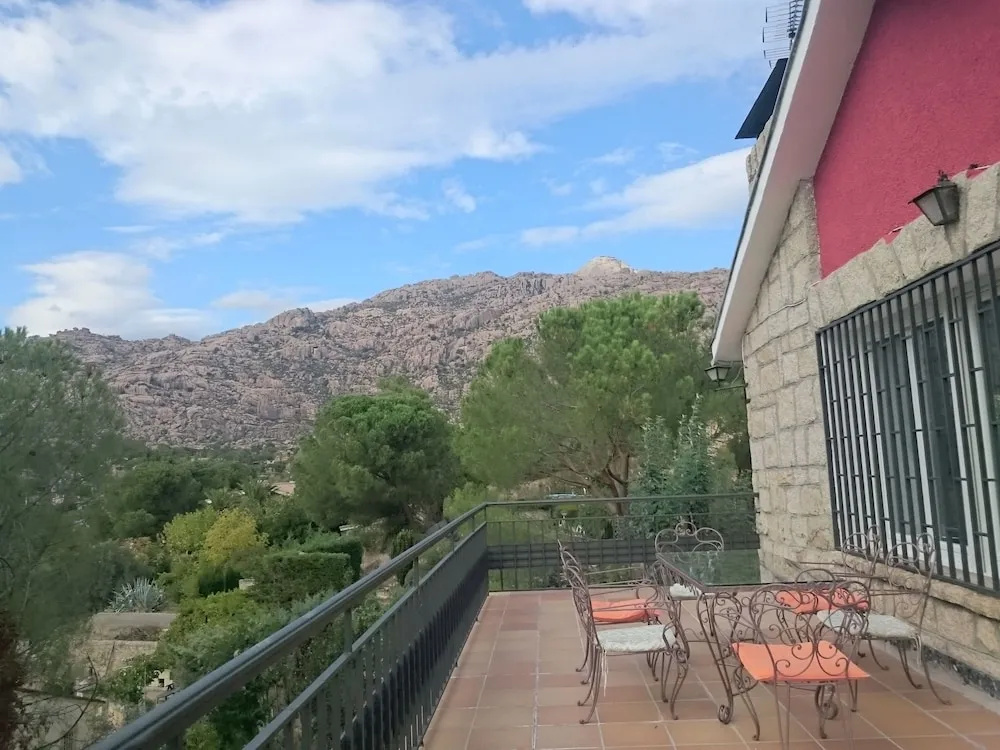 Casa Piedra Libre