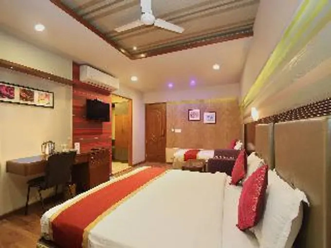 FabHotel Berry's - Général