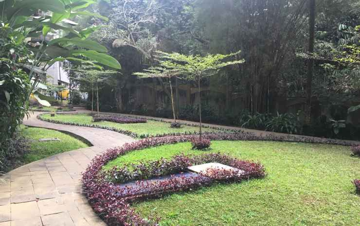 Lavish 2BR Apartment with Private Bathtub at Galeri Ciumbuleuit 1 By Travelio