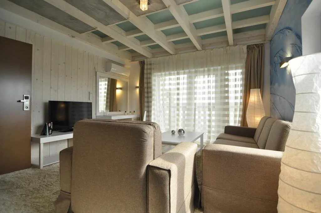 Aparthotel Seasons