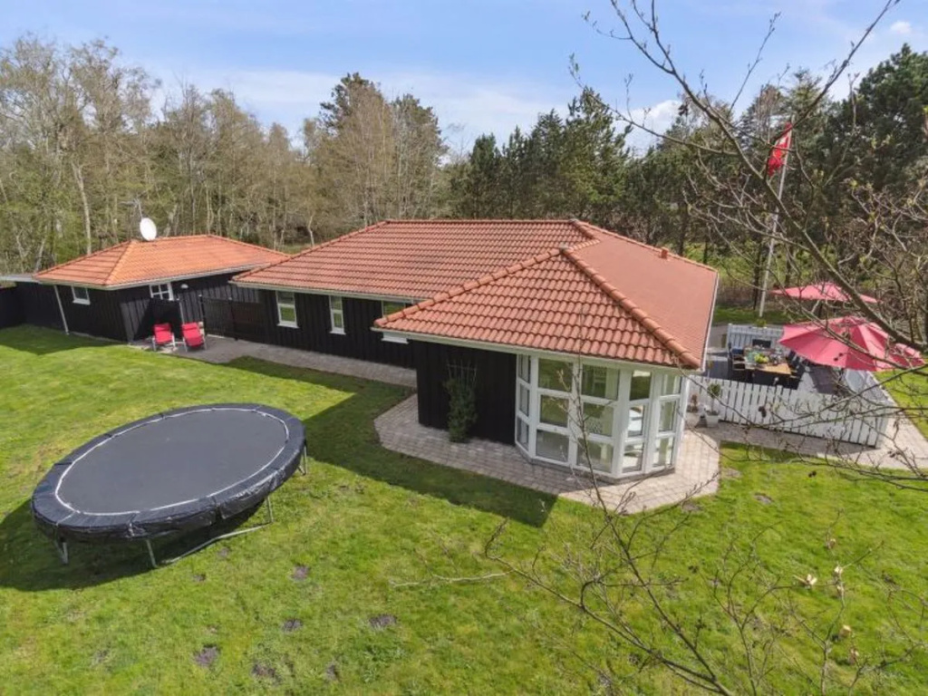 "Alla" - 500m from the sea in NE Jutland