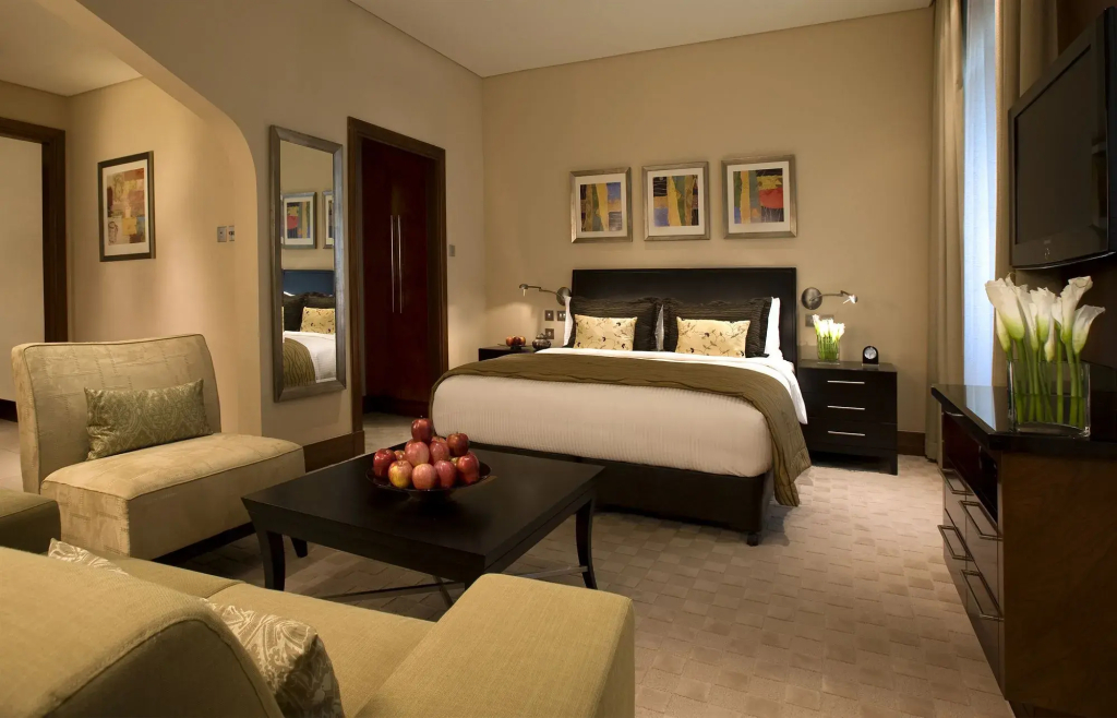 Shangri-La Hotel Apartments Qaryat Al Beri - фото 5