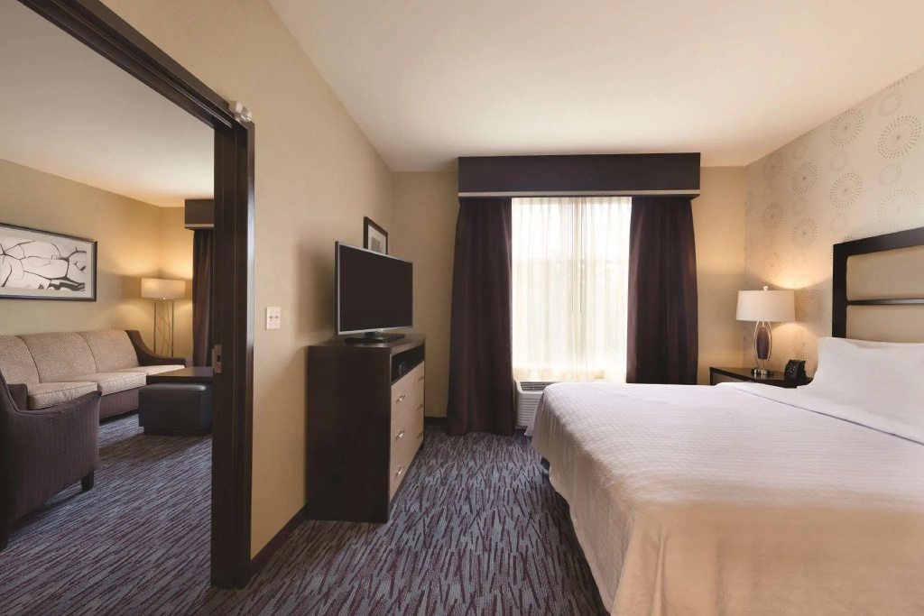 Double Suite (full double bed)