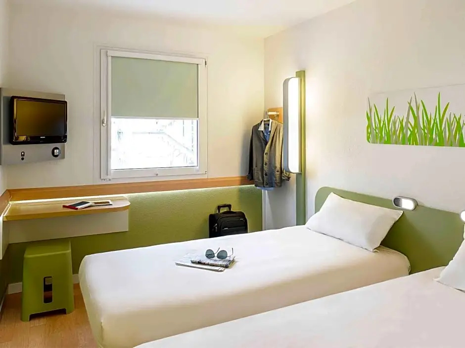ibis budget Alicante Room Type - Queen Room