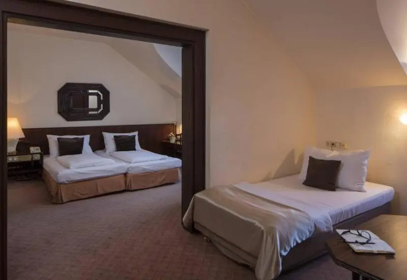 Eventhotel Pyramide - Chambres