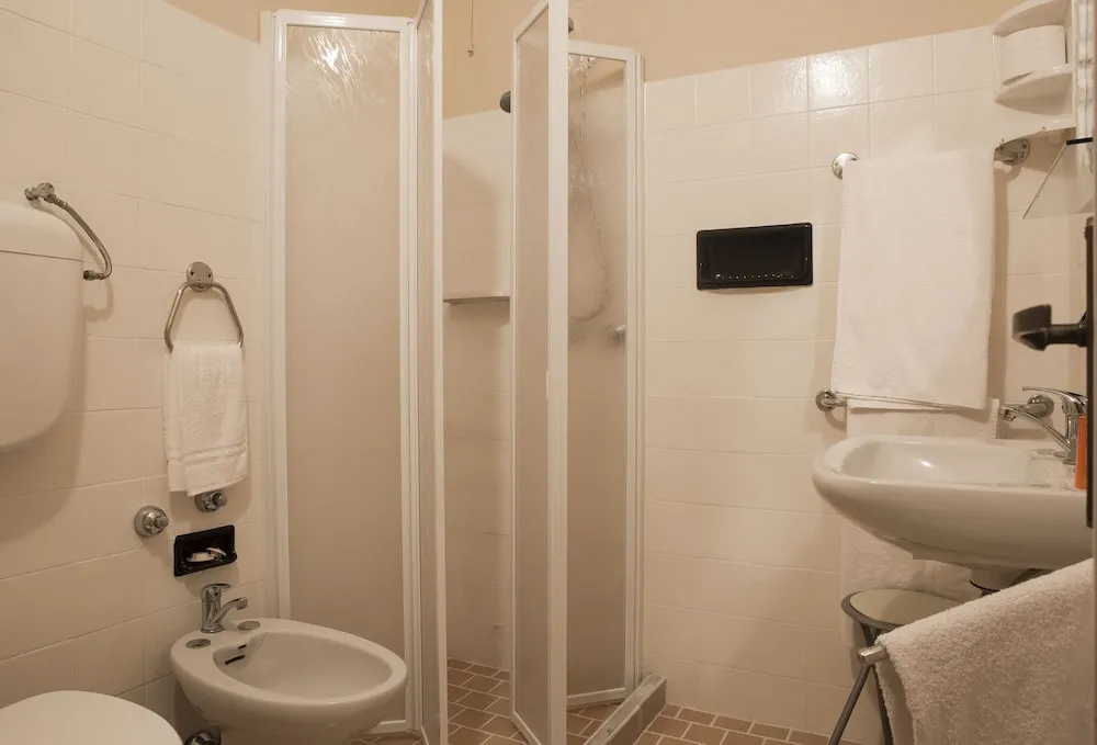 Standard Triple room with balcony