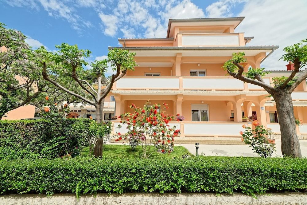 Apartments Marica 3130