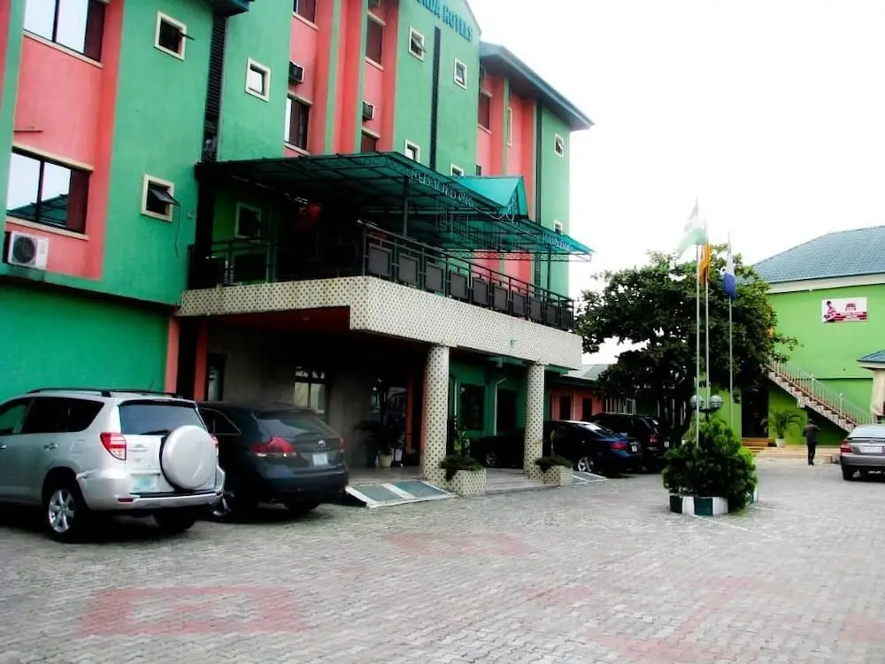 Londa Hotel