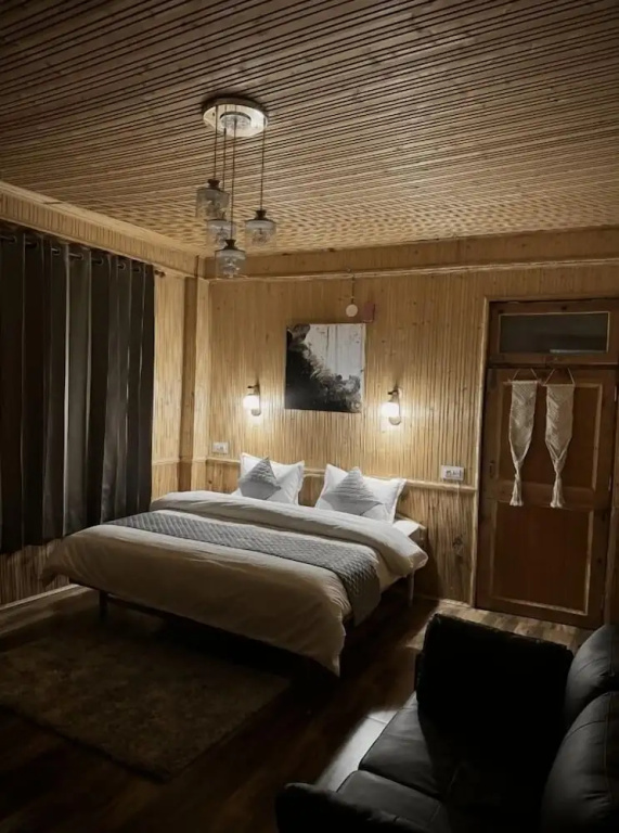 Premium room