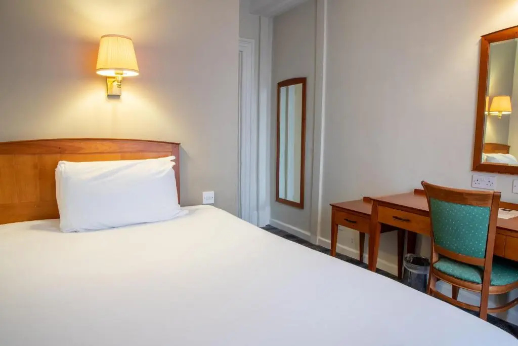 Arnos Manor Hotel - Chambres