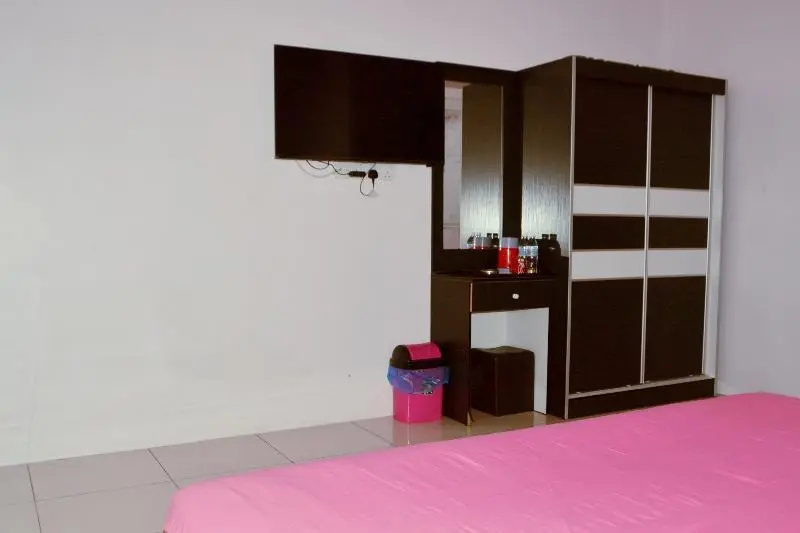 Hotel Kuang Hua Sitiawan Near to Unikl-Mimet
