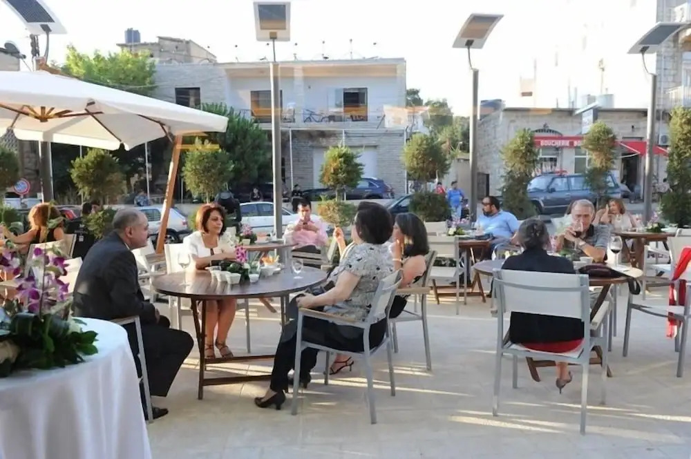 One to One Hotel & Apartments - фото 20