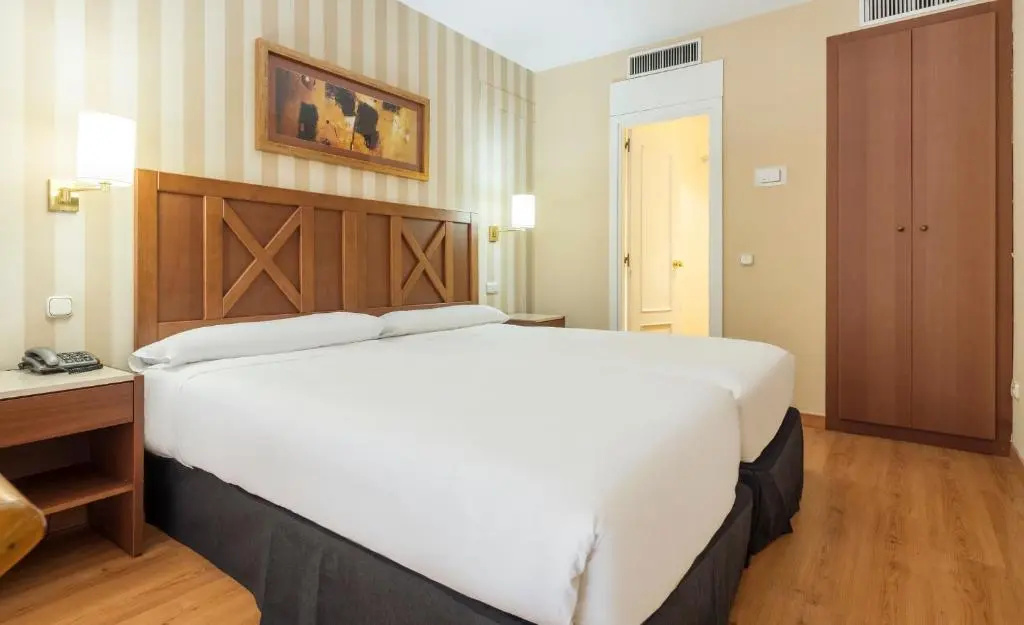 Ilunion Alcora Sevilla Hotel - Chambres