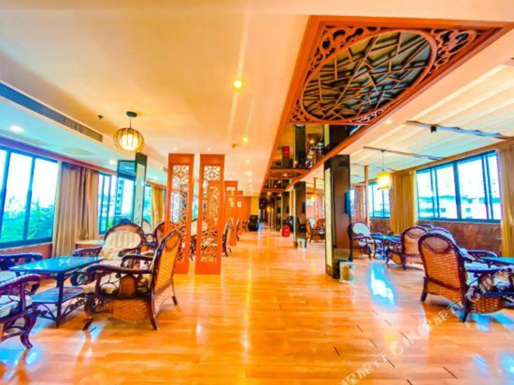 Hotel photo 12
