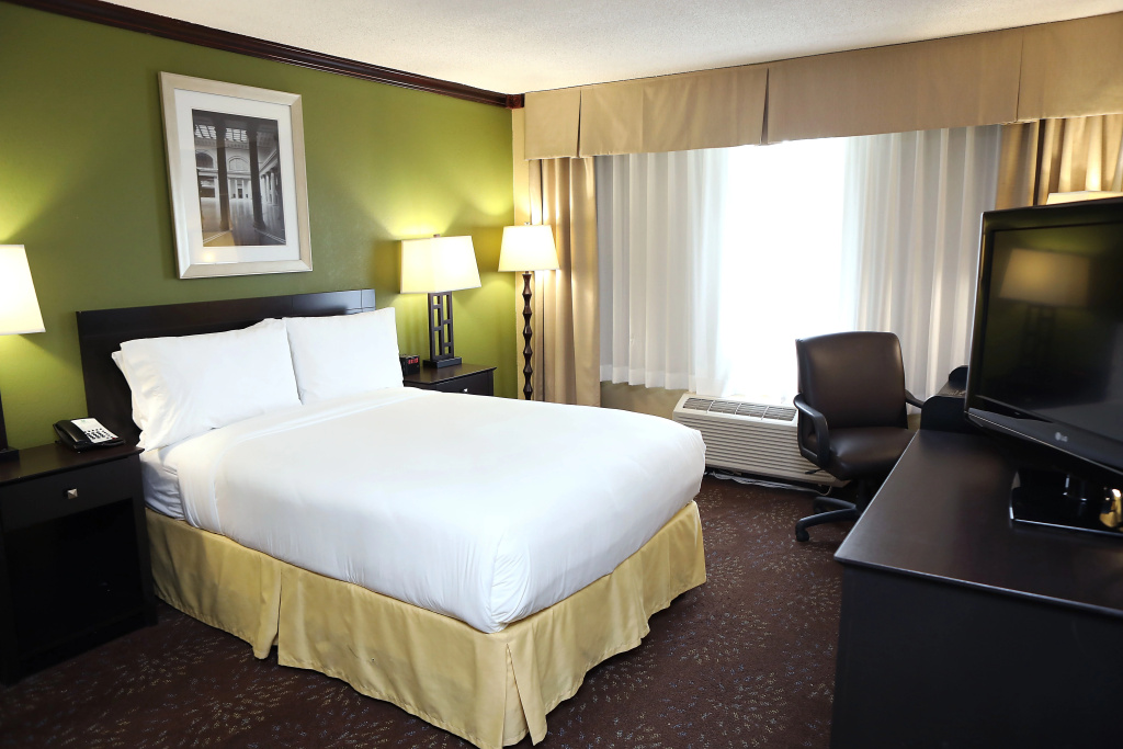 Holiday Inn Chicago Oakbrook by IHG - Général