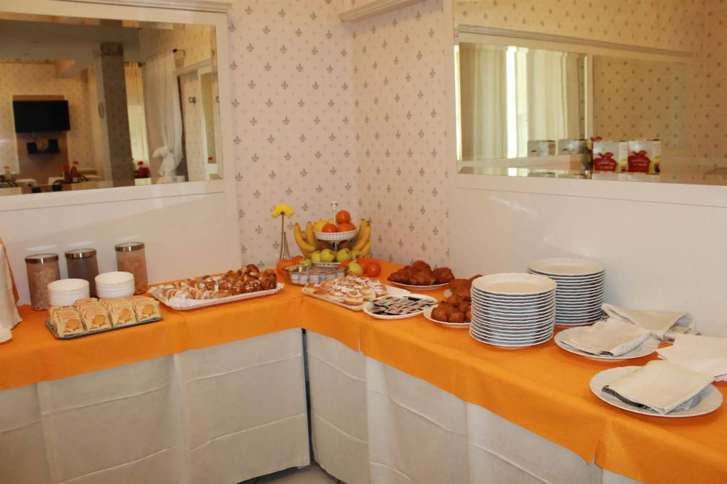 Hotel photo 15