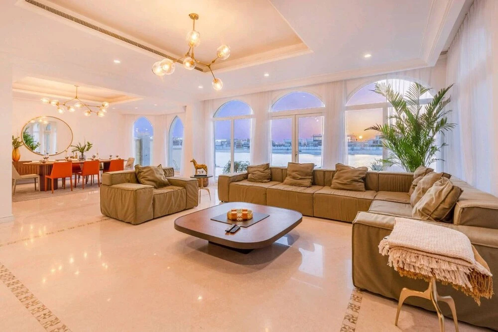 Amazing 5 Bedroom Villa With Private Pool