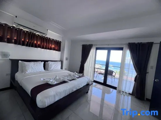 2 Bedrooms Penthouse Suite