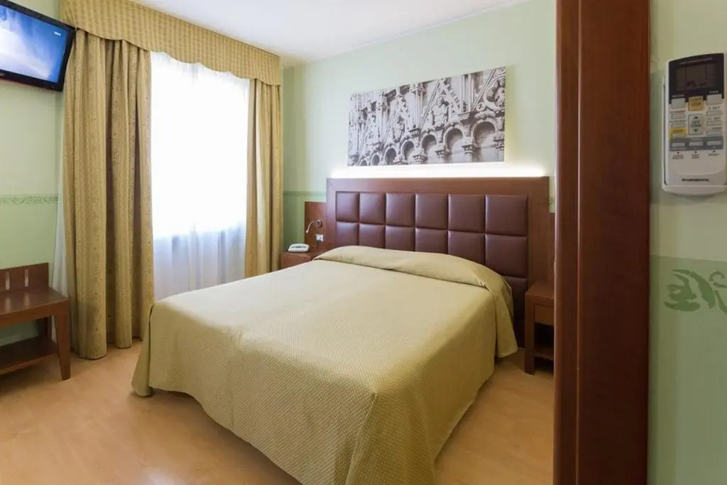 Hotel Terminus & Plaza - Chambres