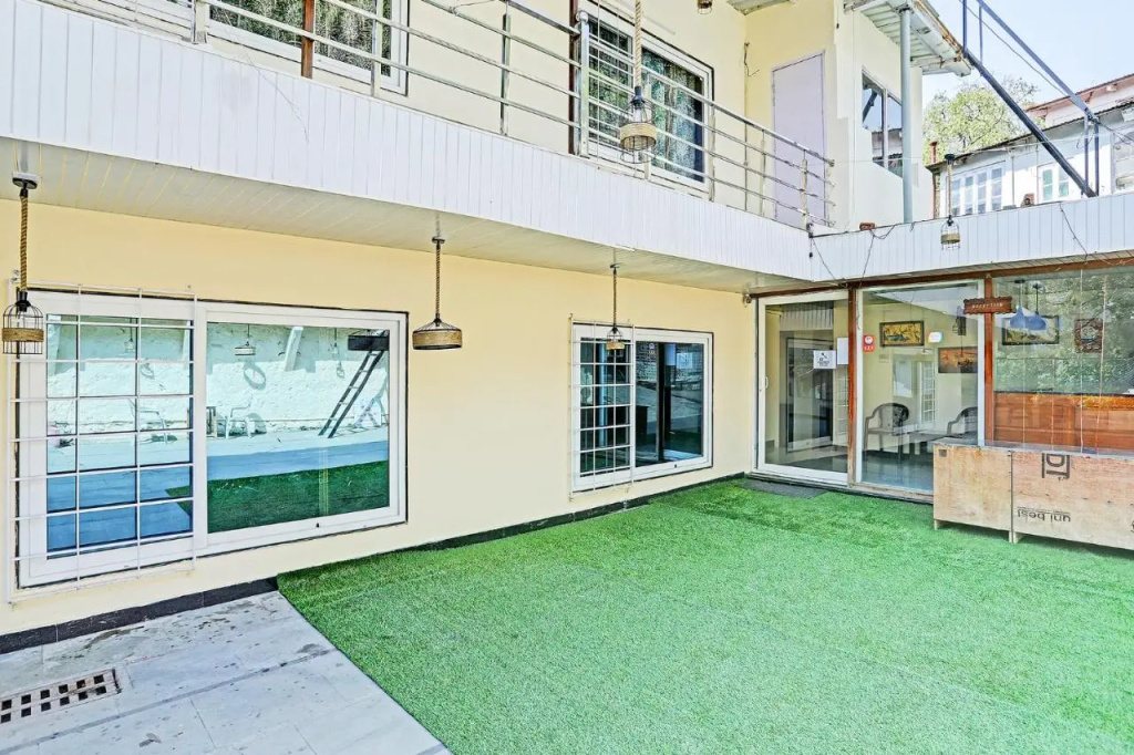 Fabhotel Wood View