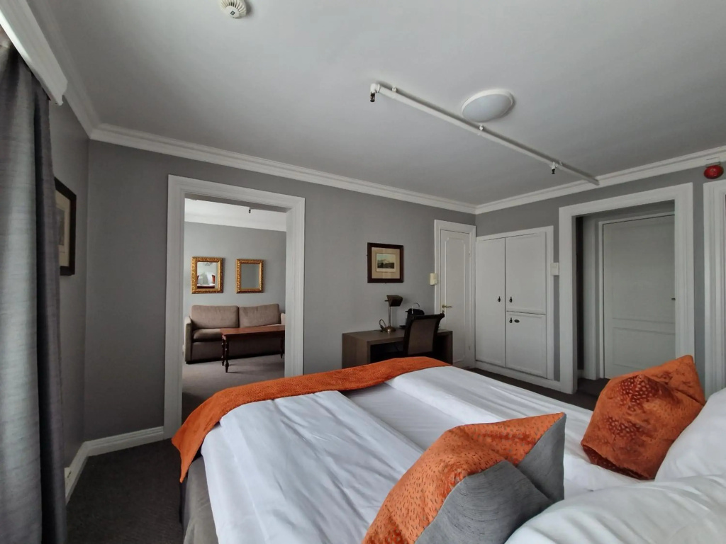 Dr. Holms Hotel - Général