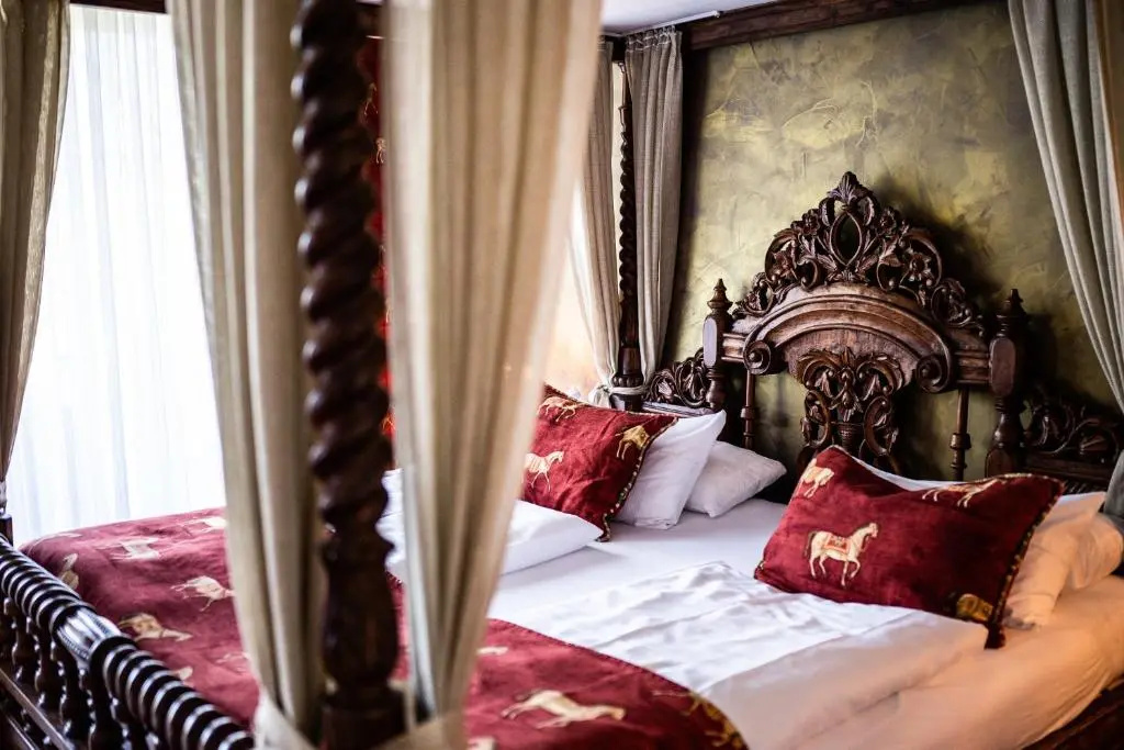Suite with river view