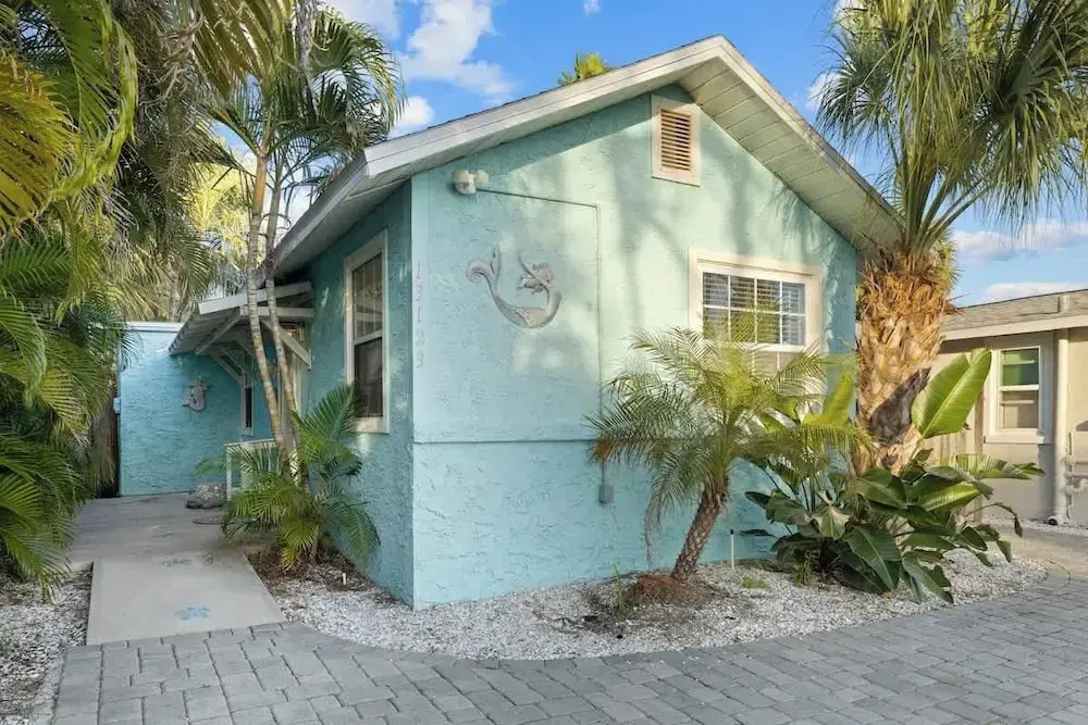 Palm Cove Hideaway 2bd Close to the Beach