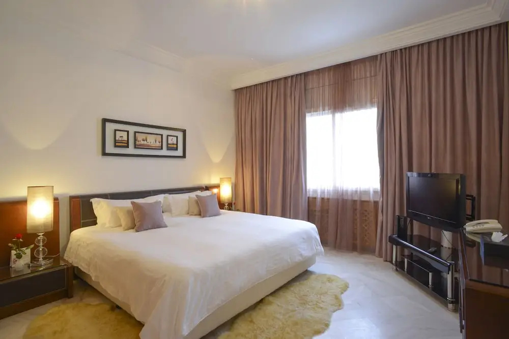 2 Bedrooms Junior Suite with balcony