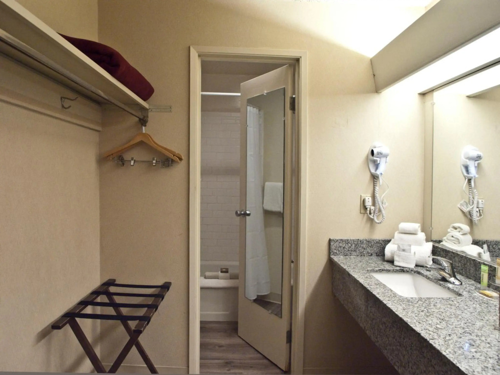 Souper Dave's by null