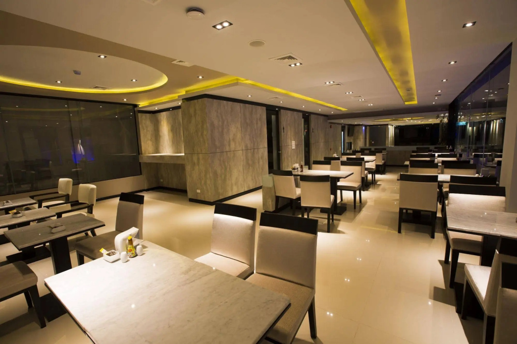 Serenotel Pattaya Beach Front - Général
