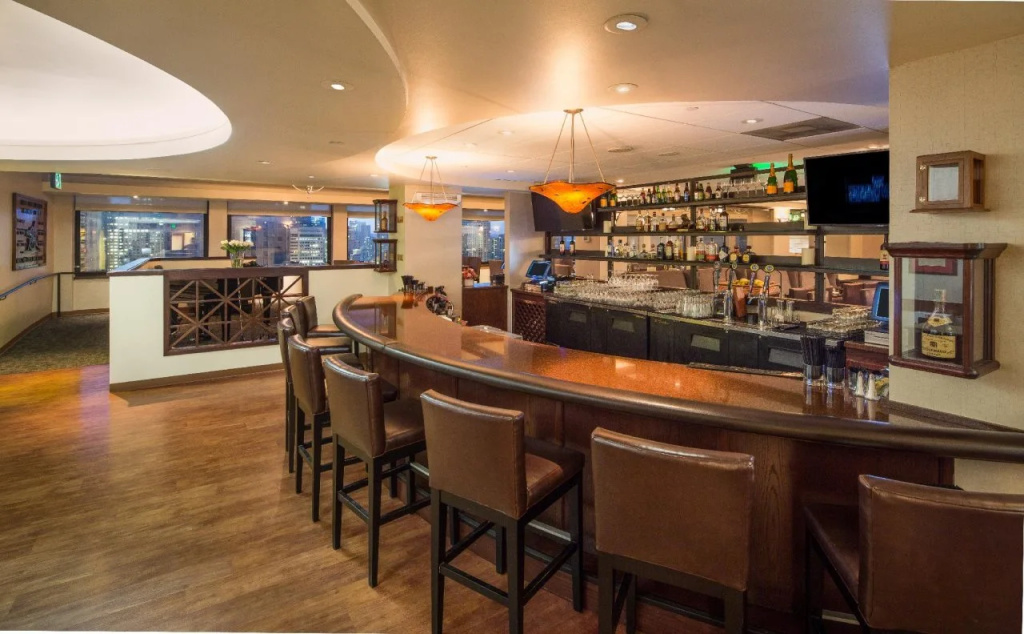 Food & Beverage