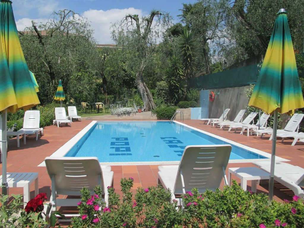 Hotel photo 13