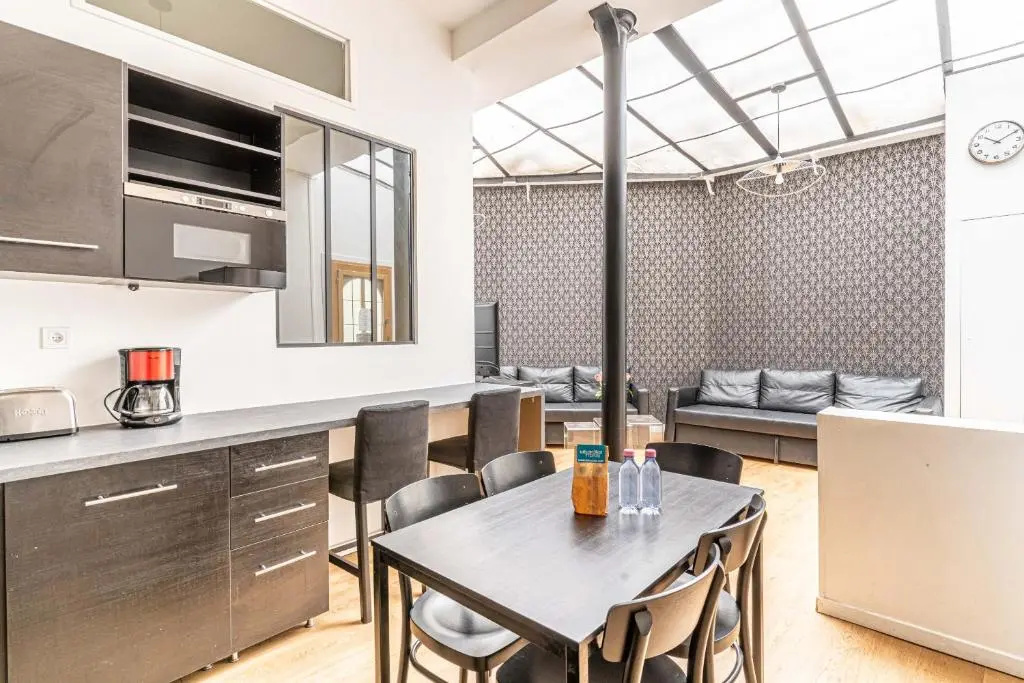 Superior Apartment
